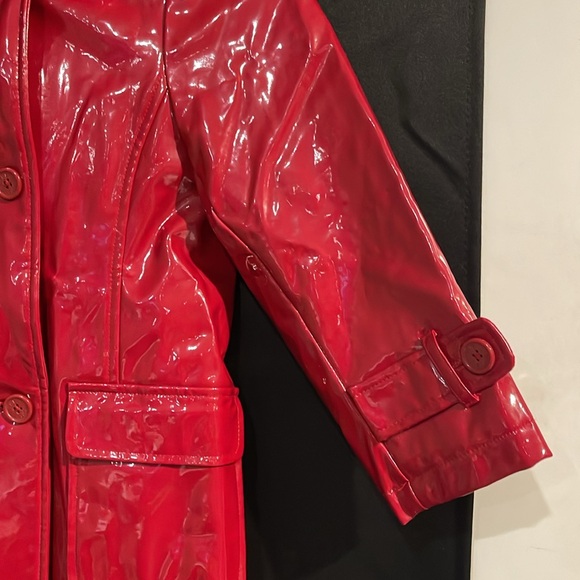 3/$20 The Children's Place Girls Red Raincoat Size S (5/6) - Picture 3 of 11